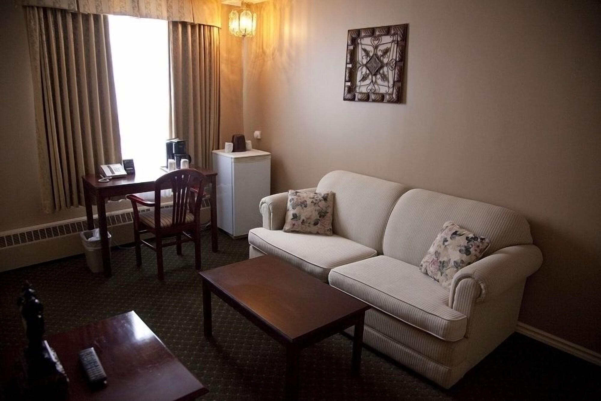 Hotel Senator Saskatoon Zewnętrze zdjęcie