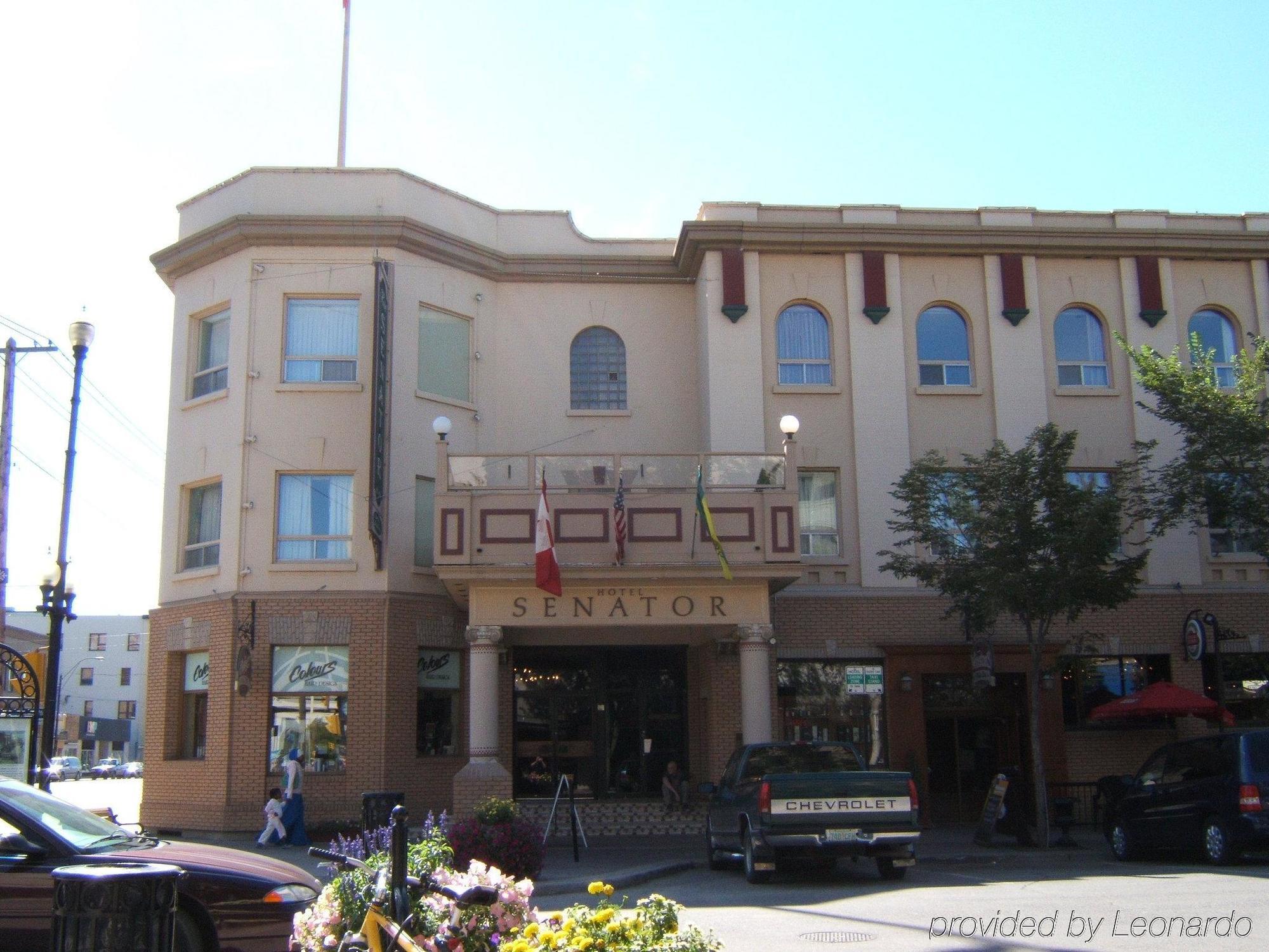 Hotel Senator Saskatoon Zewnętrze zdjęcie