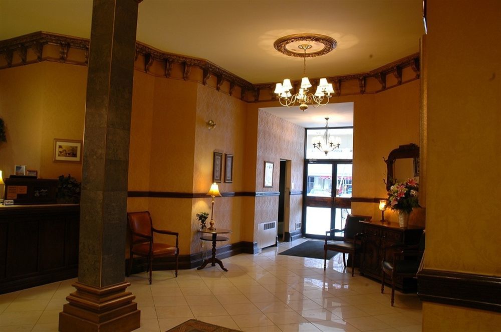Hotel Senator Saskatoon Zewnętrze zdjęcie